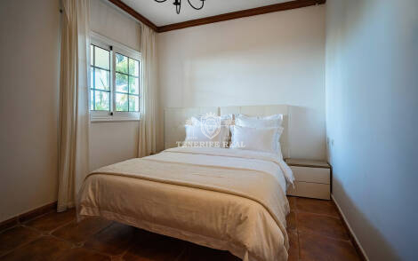 Villa for sale in  Barrio Los Menores, Spain - TR-2721