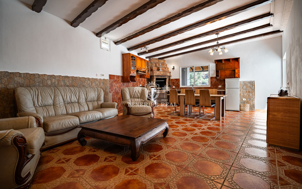 Villa for sale in  Barrio Los Menores, Spain - TR-2721