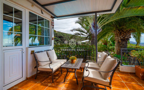 Villa for sale in  Barrio Los Menores, Spain - TR-2721