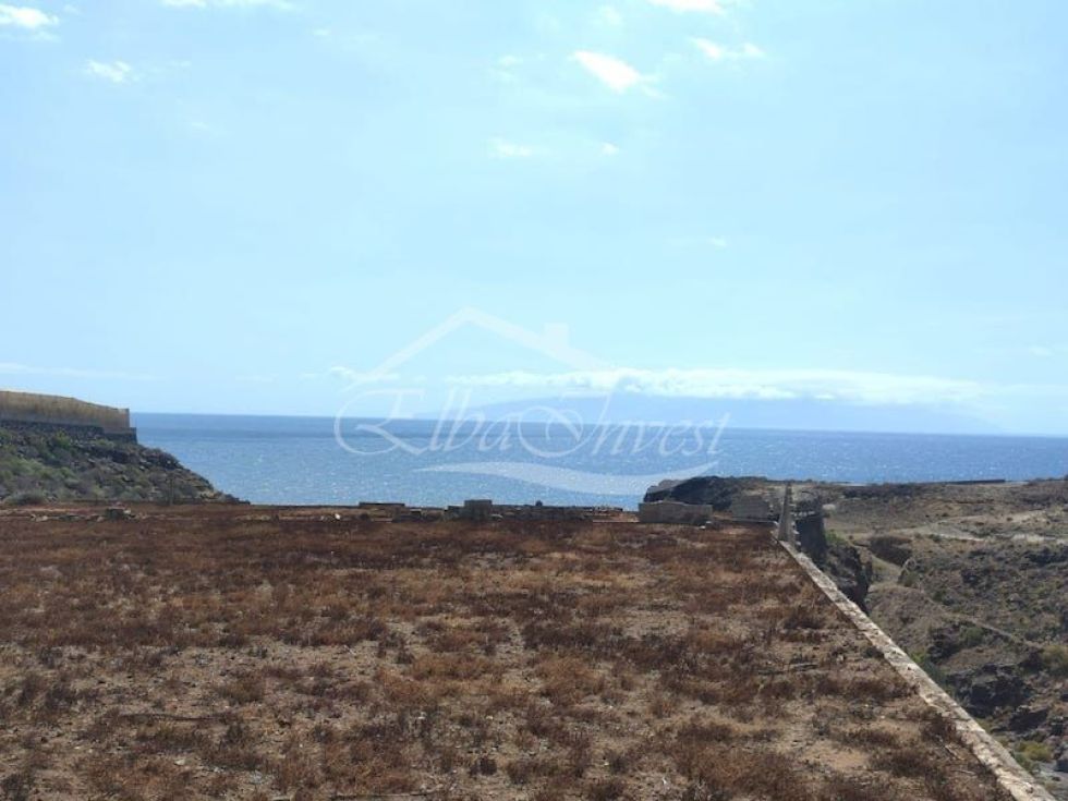 Independent house for sale in  Punta del Risco, Spain - 5053