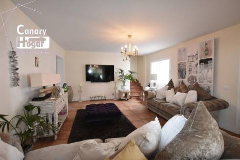 Independent house for sale in  El Frontón, Spain - 050011