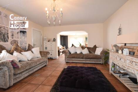 Independent house for sale in  El Frontón, Spain - 050011