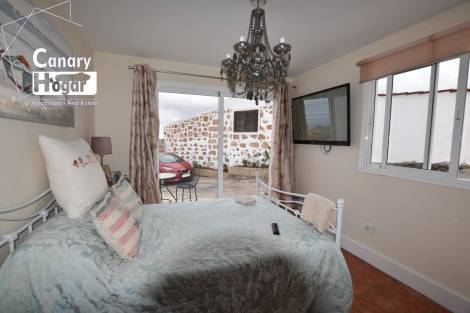 Independent house for sale in  El Frontón, Spain - 050011