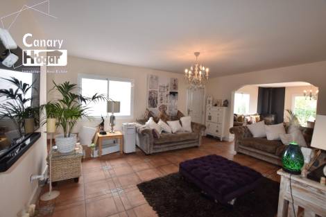 Independent house for sale in  El Frontón, Spain - 056711