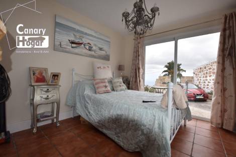 Independent house for sale in  El Frontón, Spain - 056711