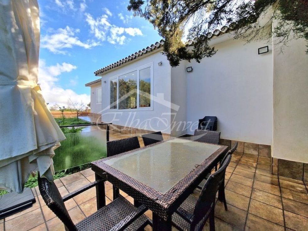 Independent house for sale in  La Esperanza, Spain - 4953