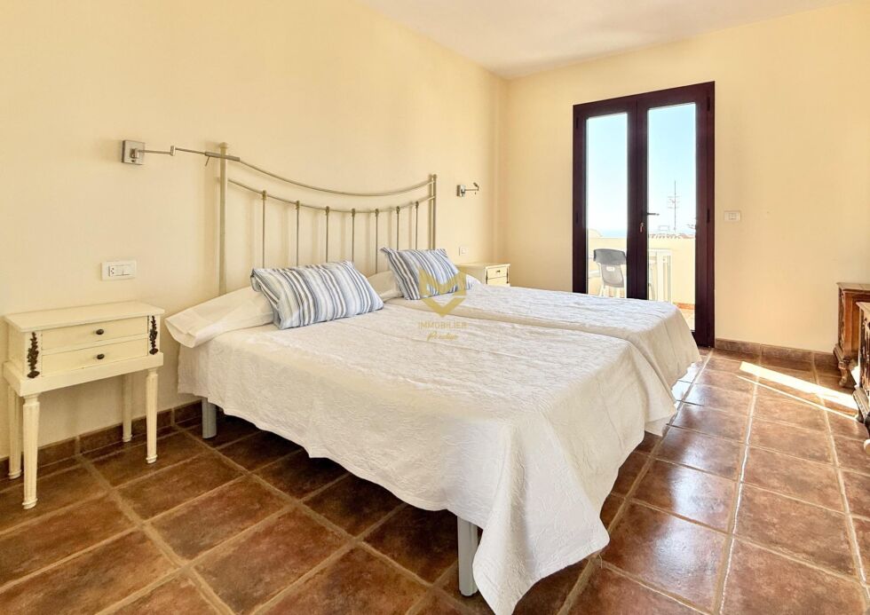 Independent house for sale in  El Médano, Spain - P00096