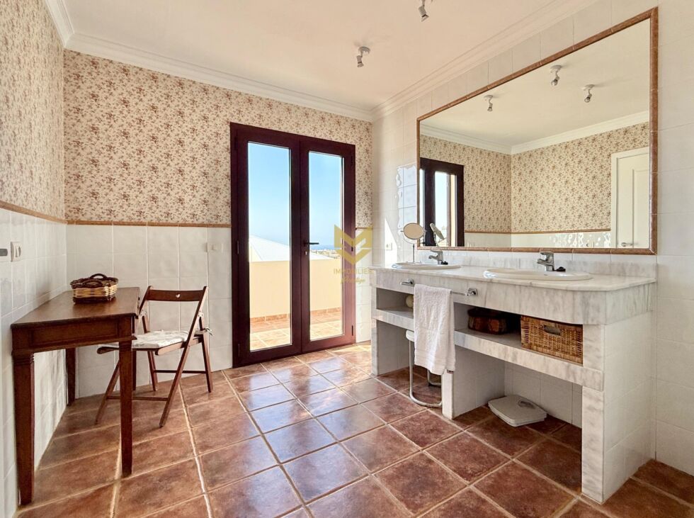 Independent house for sale in  El Médano, Spain - P00096