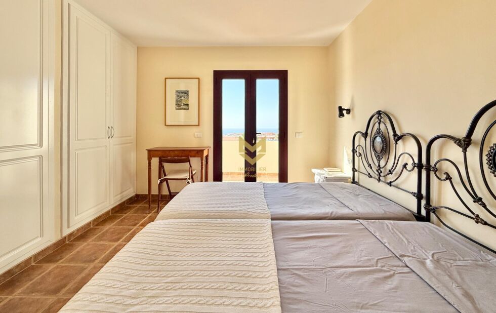 Independent house for sale in  El Médano, Spain - P00096