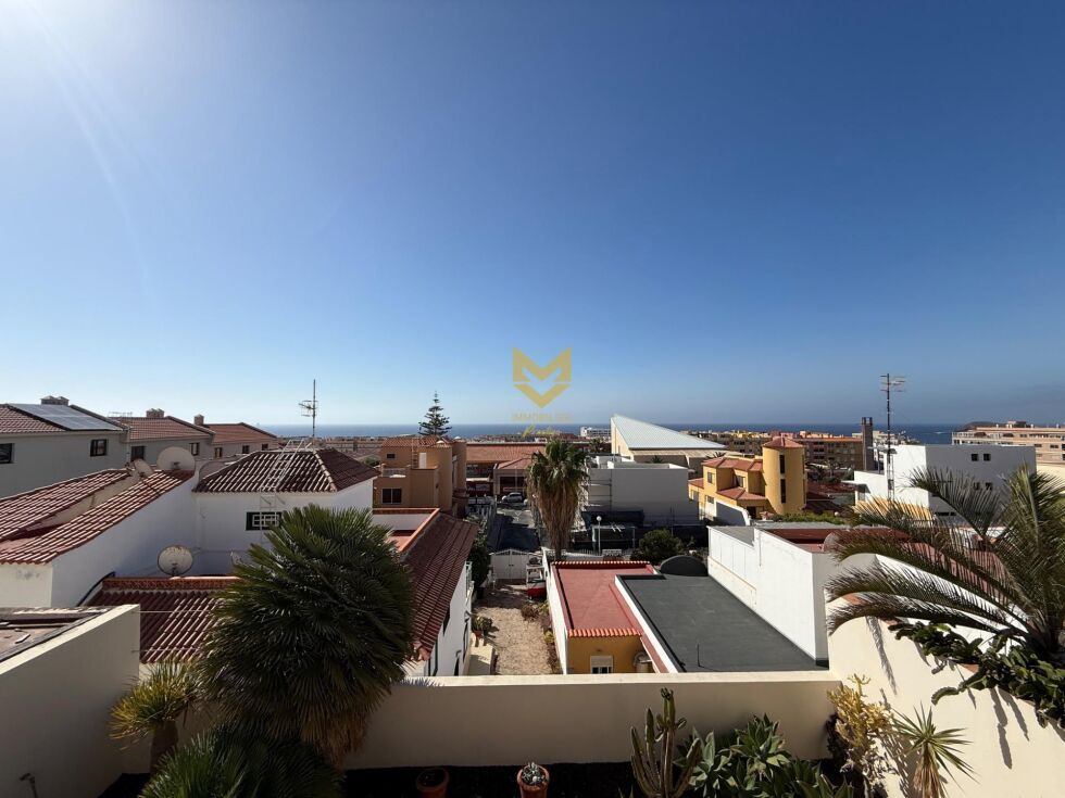Independent house for sale in  El Médano, Spain - P00096