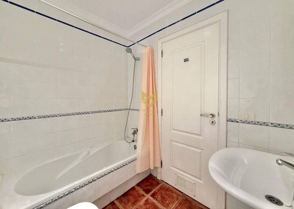 Independent house for sale in  El Médano, Spain - P00096