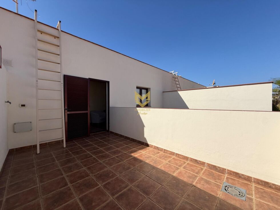 Independent house for sale in  El Médano, Spain - P00096