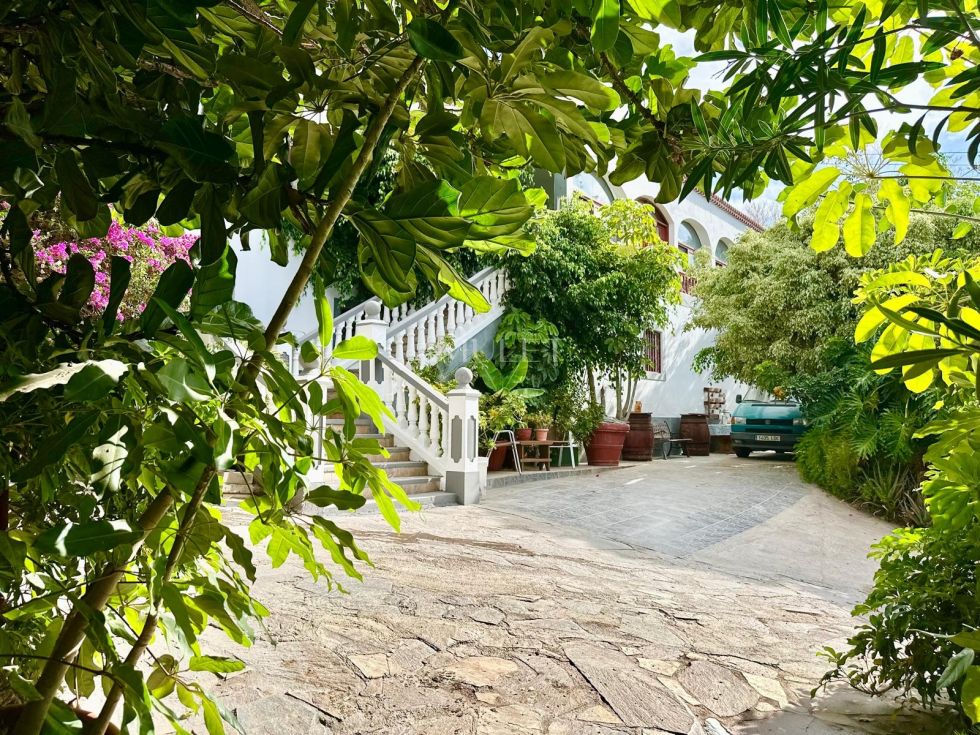 Independent house for sale in  Oroteanda Baja, Spain - P2406