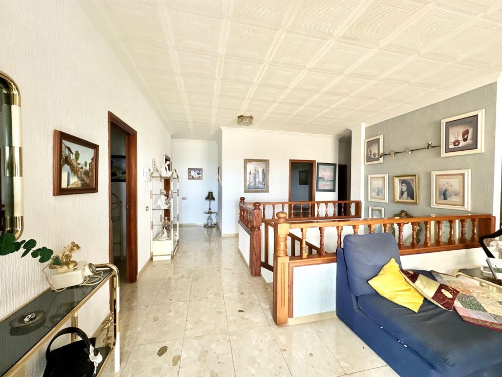 Independent house for sale in  Oroteanda Baja, Spain - P2406