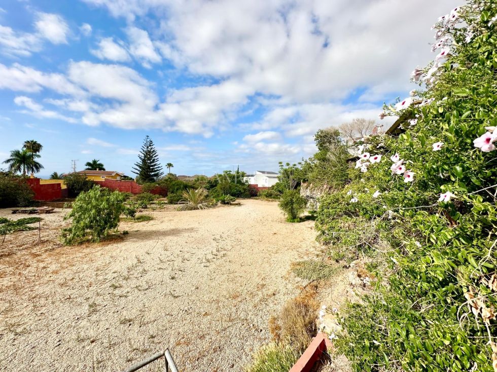 Independent house for sale in  Oroteanda Baja, Spain - P2406