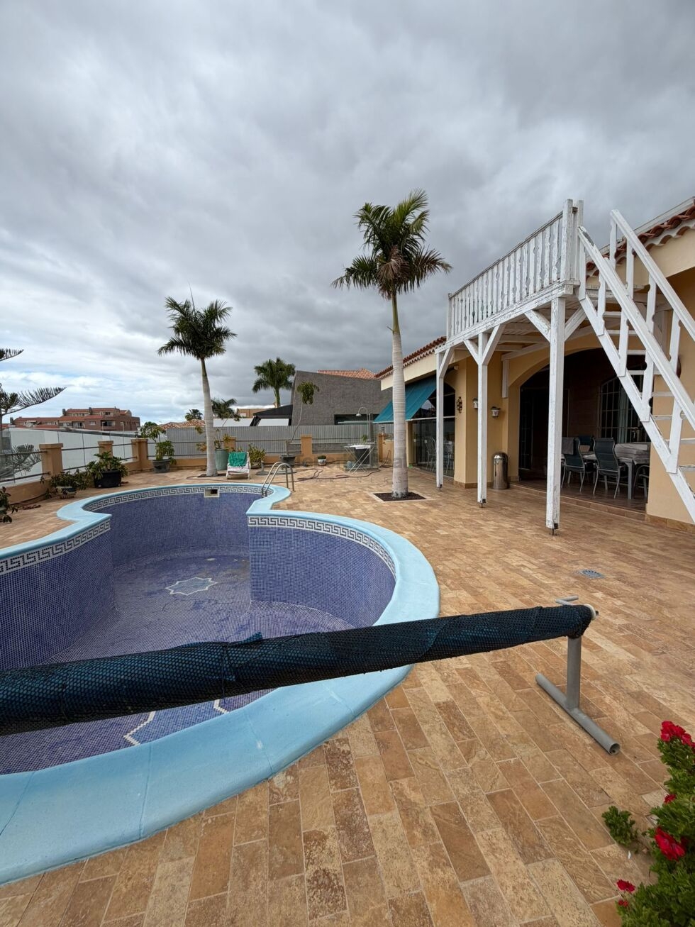 Independent house for sale in  Costa Adeje, Spain - TR-3040