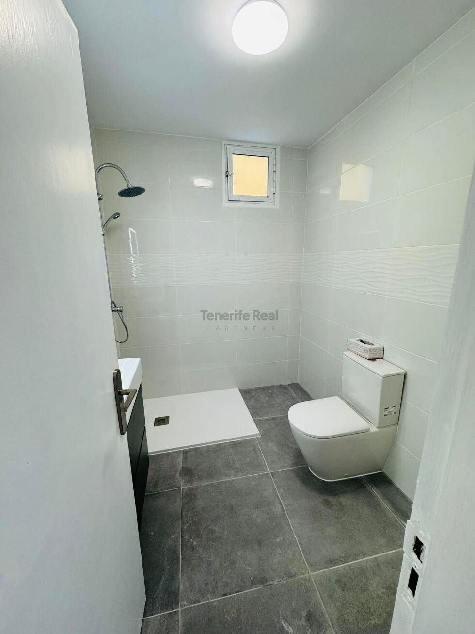 Independent house for sale in  Icod de los Vinos, Spain - TR-3041