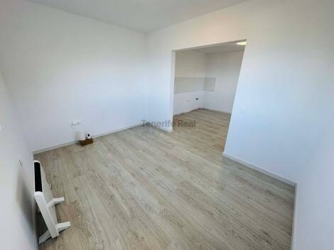 Independent house for sale in  Icod de los Vinos, Spain - TR-3041