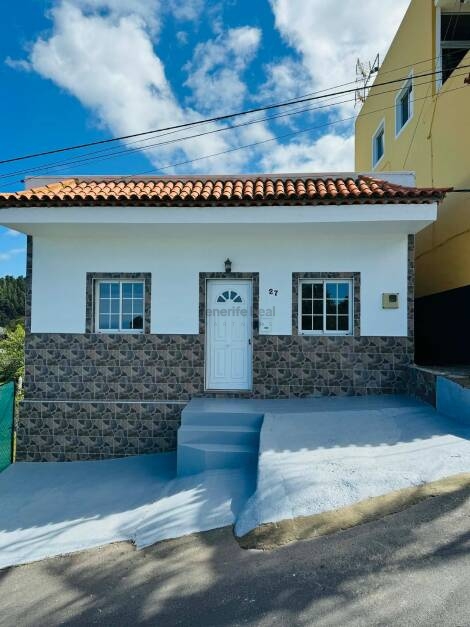 Independent house for sale in  Icod de los Vinos, Spain - TR-3041