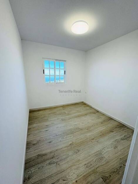 Independent house for sale in  Icod de los Vinos, Spain - TR-3041