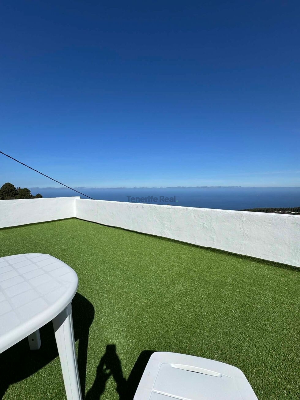 Independent house for sale in  Icod de los Vinos, Spain - TR-3041