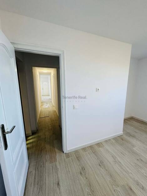 Independent house for sale in  Icod de los Vinos, Spain - TR-3041