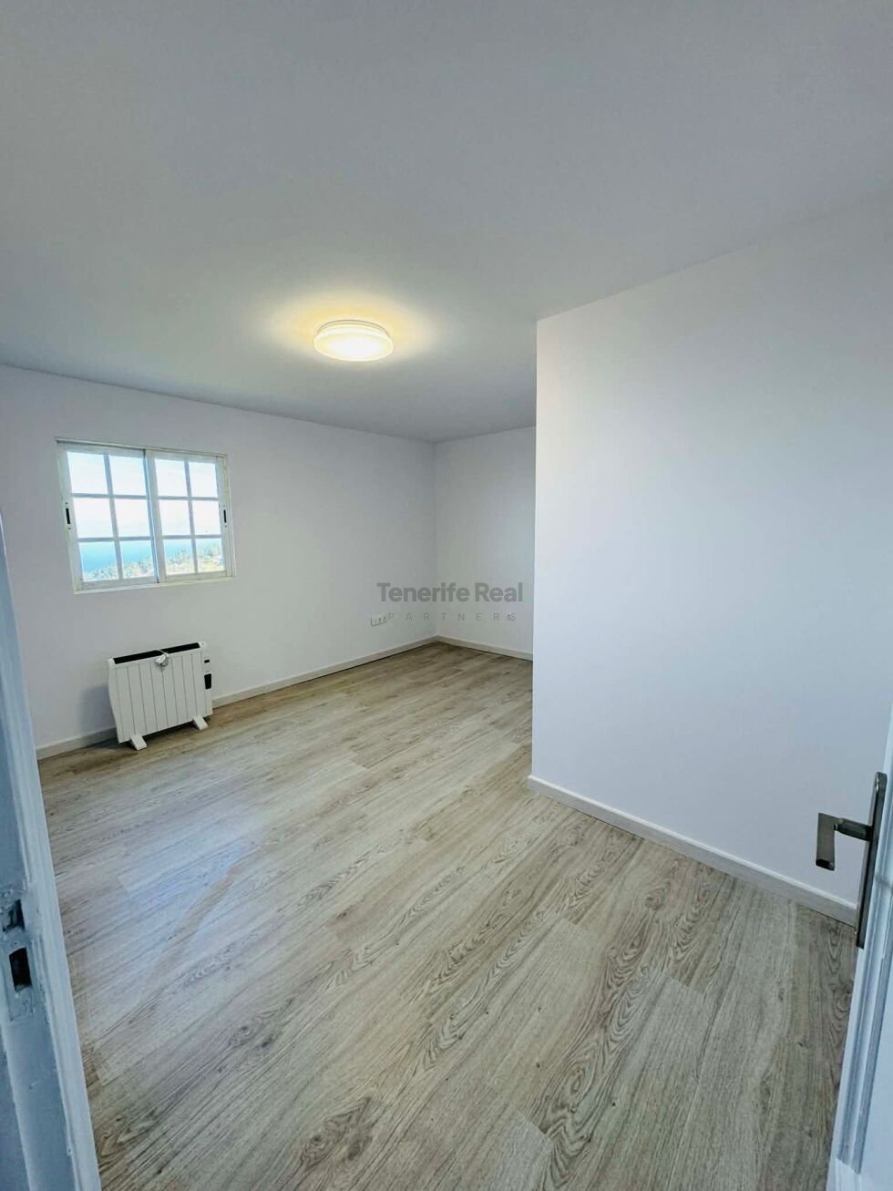 Independent house for sale in  Icod de los Vinos, Spain - TR-3041