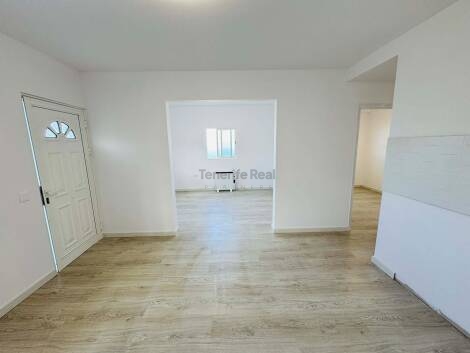 Independent house for sale in  Icod de los Vinos, Spain - TR-3041