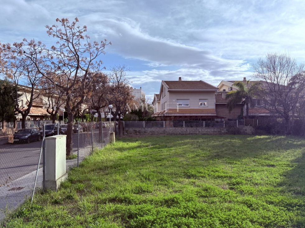 Land for sale in  Salou, Spain - P2291