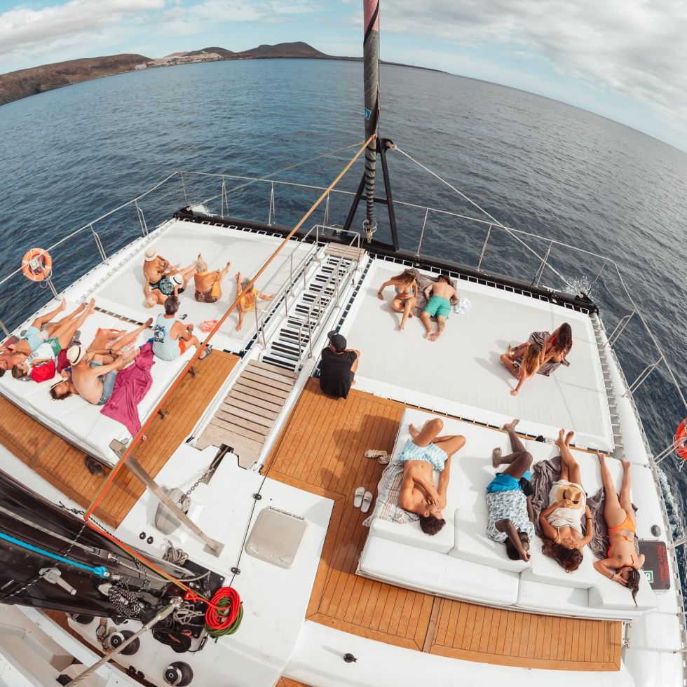 Luxury Catamaran Cruise with Brunch and Unlimited Drinks