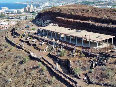 New development project for sale in  Arona, Spain - LWP4169 Edificio en Los Cristianos