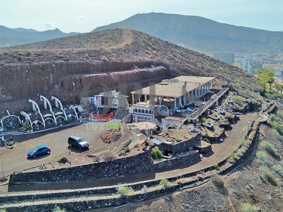 New development project for sale in  Arona, Spain - OP4169 Edificio en Los Cristianos