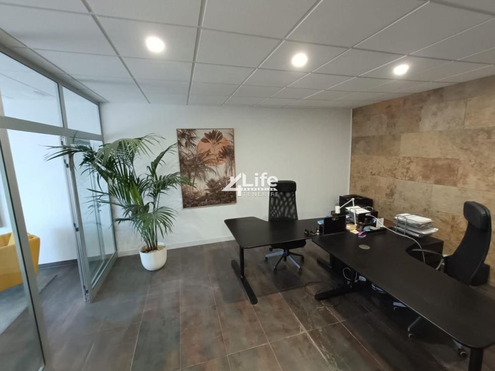 Office for sale in  Costa Adeje, Spain - AJ-240528