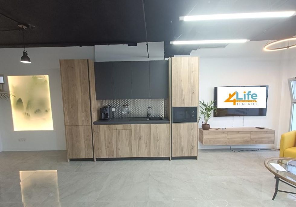 Office for sale in  Costa Adeje, Spain - AJ-240617