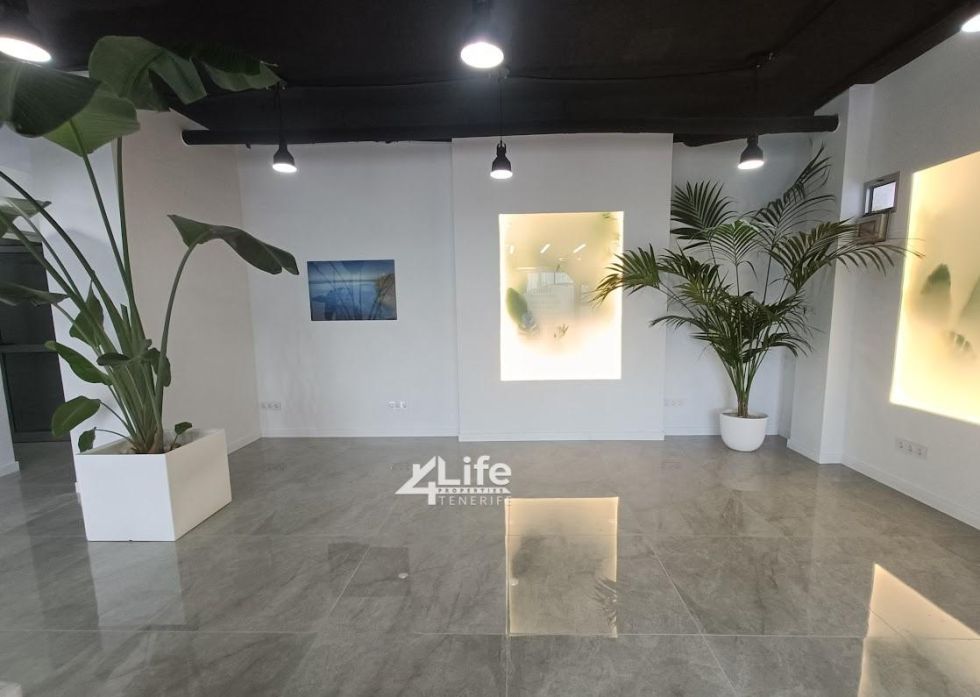 Office for sale in  Costa Adeje, Spain - AJ-240617