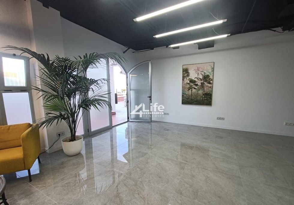 Office for sale in  Costa Adeje, Spain - AJ-240617