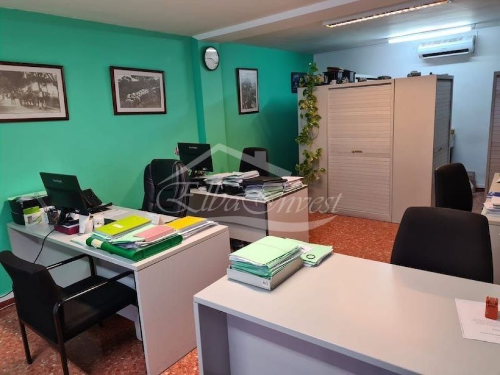 Office for sale in  Santa Cruz de Tenerife, Spain - 4960