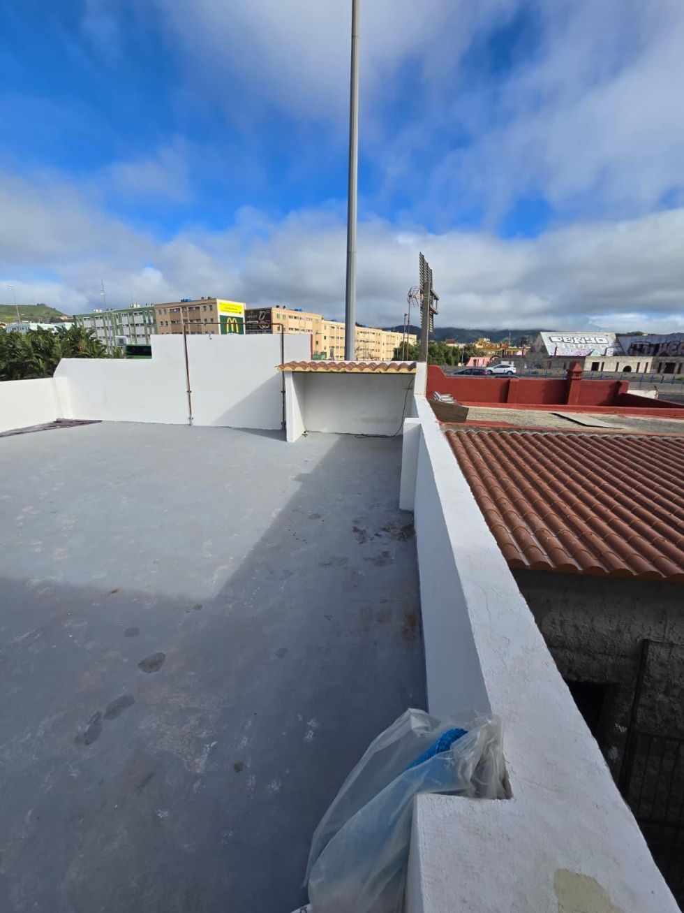 Others for sale in  La Laguna, Spain - 057881