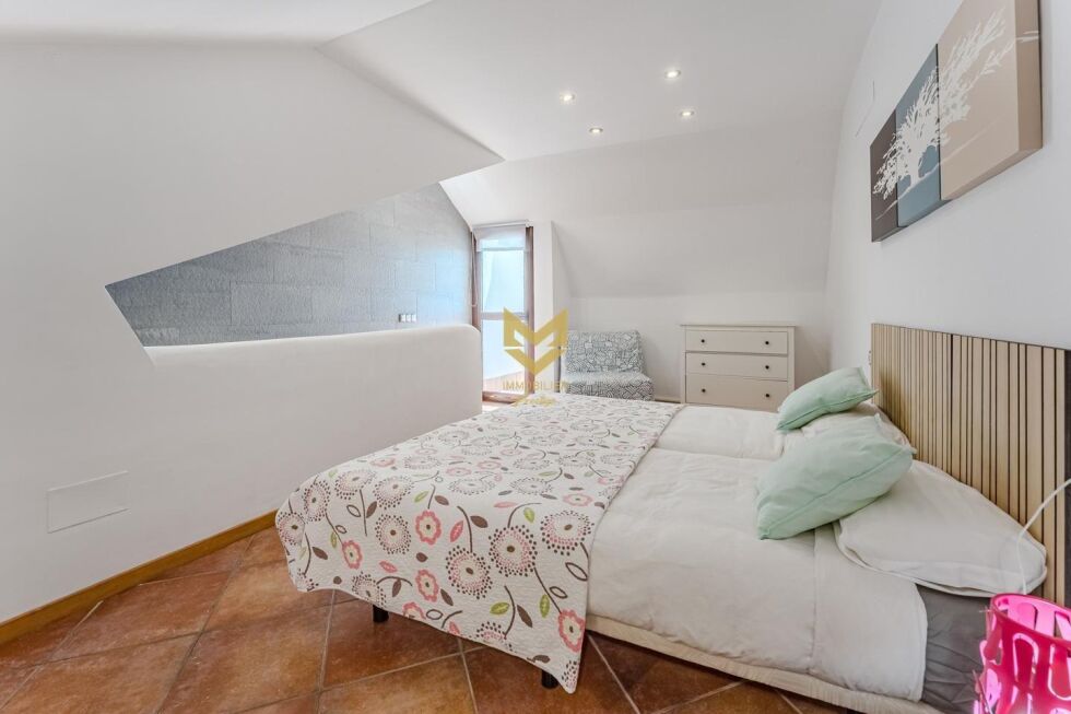 Penthouse for sale in  Adeje, Spain - P00055