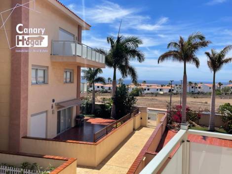 Penthouse for sale in  Amarilla Golf, Spain - 053951