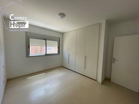 Penthouse for sale in  Amarilla Golf, Spain - 053951