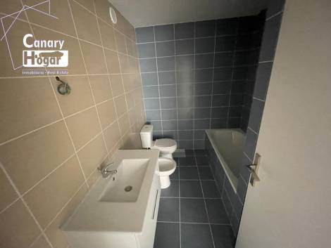 Penthouse for sale in  Amarilla Golf, Spain - 053951