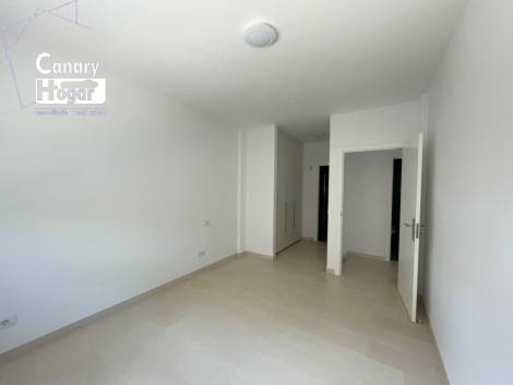 Penthouse for sale in  Amarilla Golf, Spain - 053951