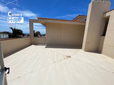 Penthouse for sale in  Amarilla Golf, Spain - 053951