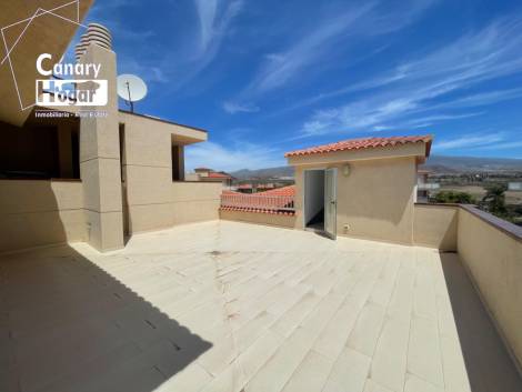 Penthouse for sale in  Amarilla Golf, Spain - 053951