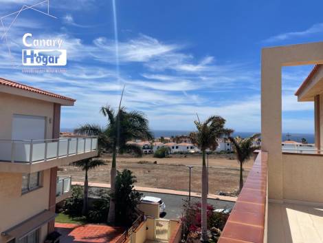 Penthouse for sale in  Amarilla Golf, Spain - 053951