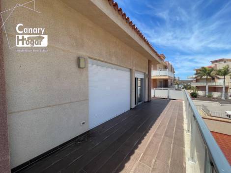 Penthouse for sale in  Amarilla Golf, Spain - 053961