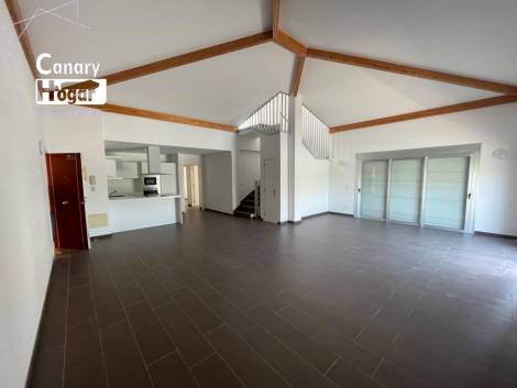 Penthouse for sale in  Amarilla Golf, Spain - 053961