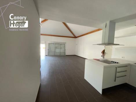 Penthouse for sale in  Amarilla Golf, Spain - 053961