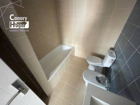 Penthouse for sale in  Amarilla Golf, Spain - 053961